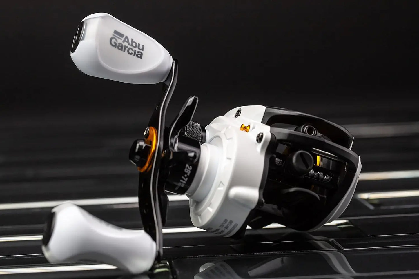 Max Pro Low Profile Baitcast Fishing Reel Right