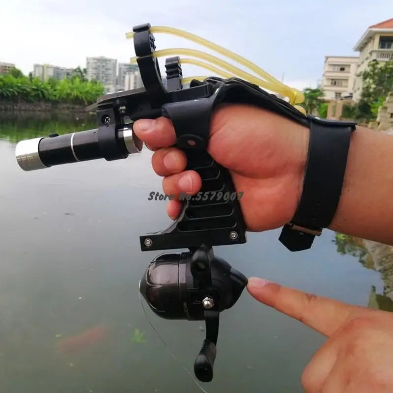 Big Power Fishing Set Slingshot Hunting Catapult Suit Outdoor Shooting Fishing Reel + Darts Protective Gloves Flashlight Tools